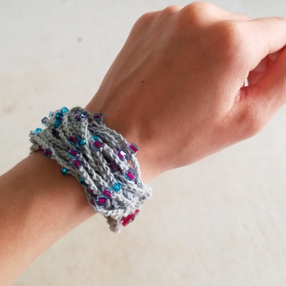 Hand crochet bracelet with beading